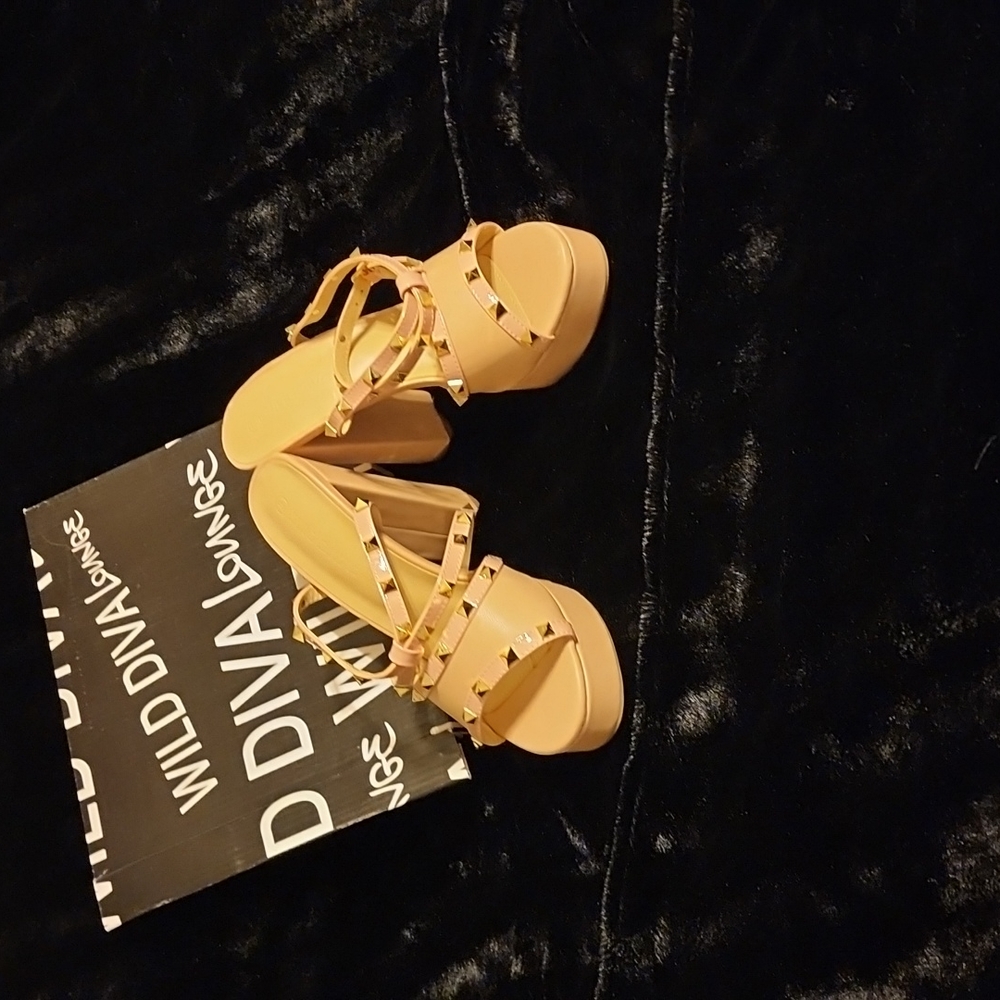 Dusty rose platform heels with studs